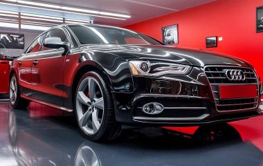 Зачем Audi антигравийная плёнка и почему следует заказать поклейку у Spacars?